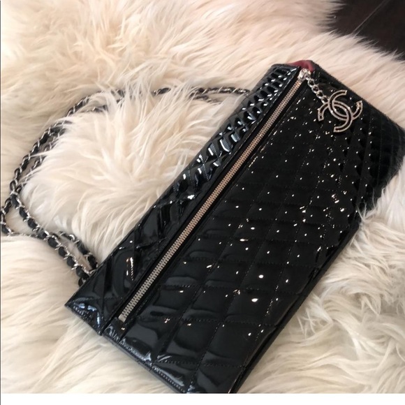 Chanel Kaleidoscope Patent Leather Shoulder Bag - Picture 2 of 8